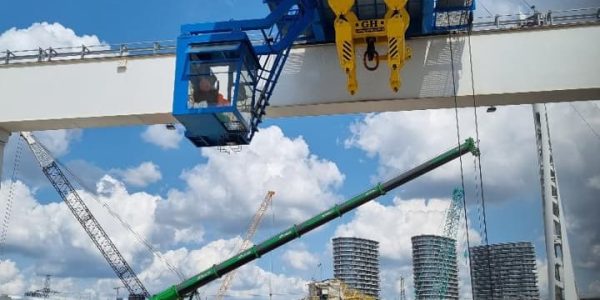 GH Gantry Crane 4 x 10/10t used plant and machinery
